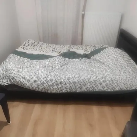 Apartamento Charmant A Avec Balcon Et Parking